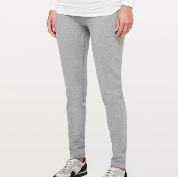 LULULEMON // Wunder Lounge Pant - Picture 8 of 8